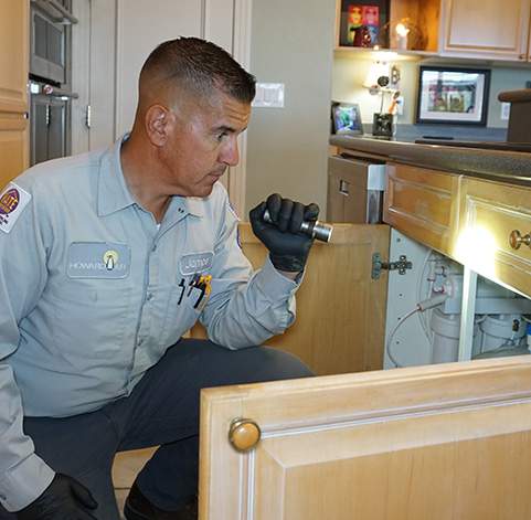 Symptoms Your Hot Water Heater Needs a Repair -inspection